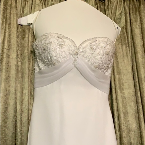 Morilee by Madeline Gardner Wedding gown - Picture 2 of 16